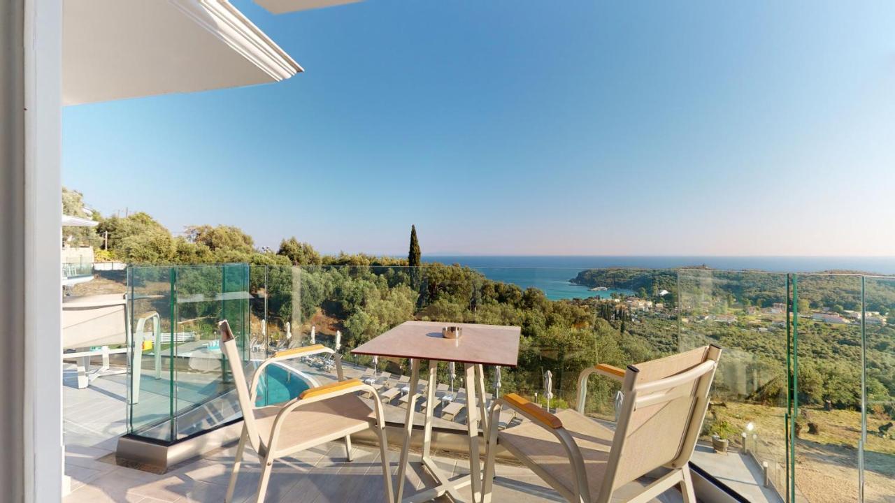 Golden Lion Parga Hotel Exterior photo