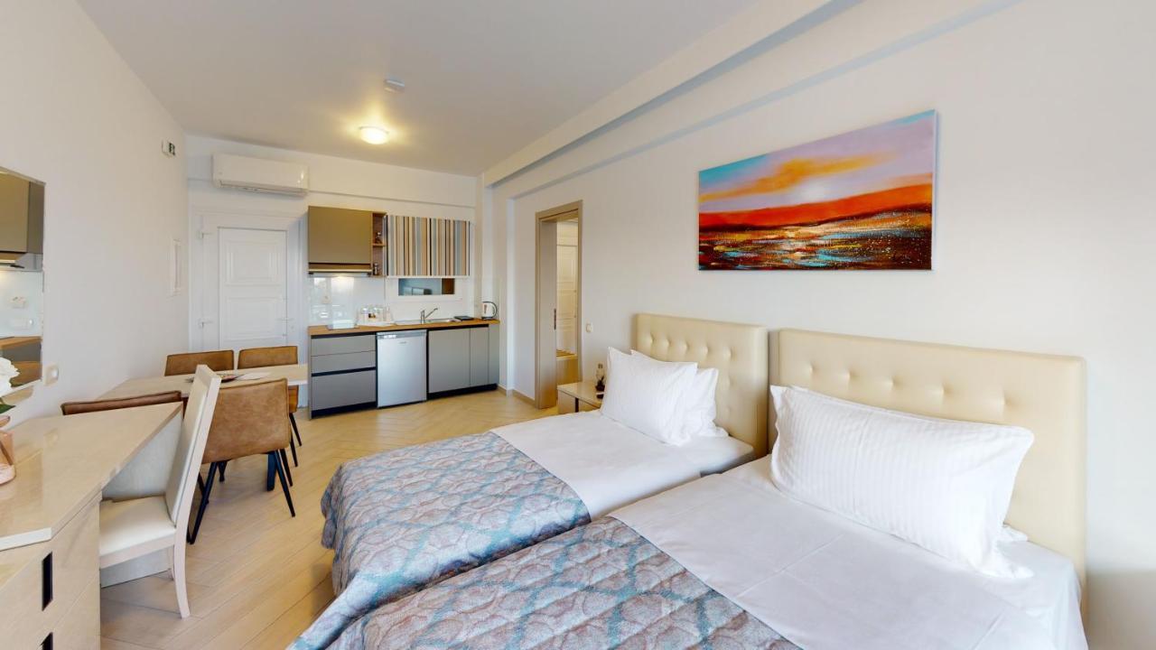 Golden Lion Parga Hotel Exterior photo